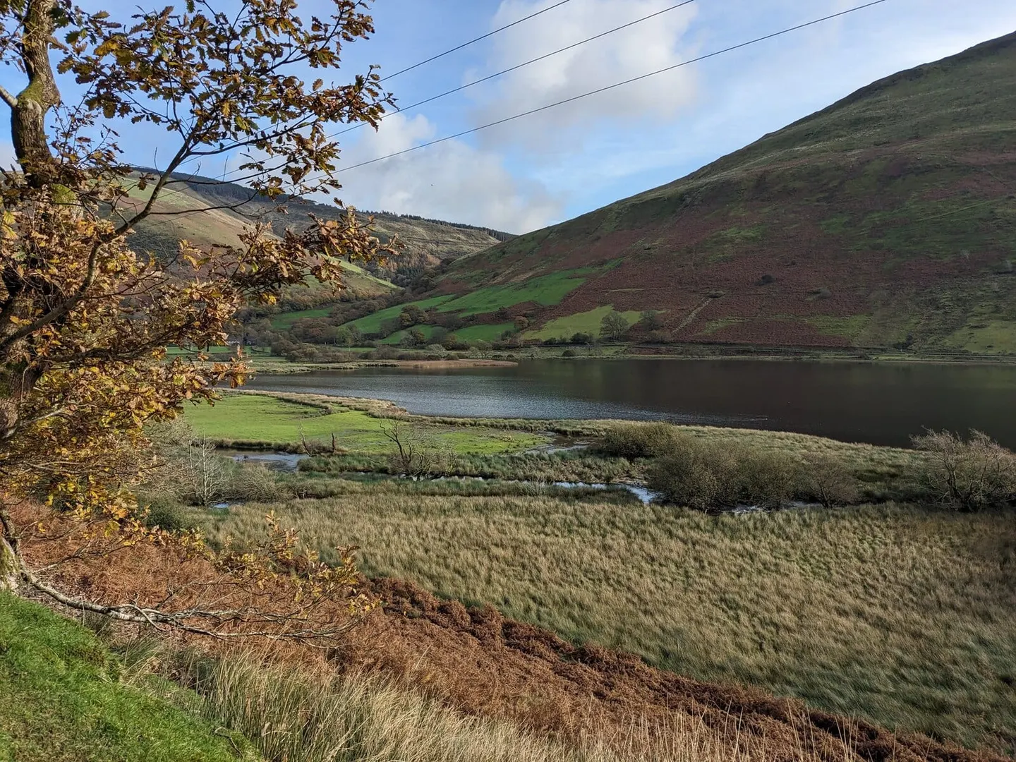 Photo of Tal-y-llyn Lake, a lake near Dolgellau in Eryri, Gwynedd, north Wales.