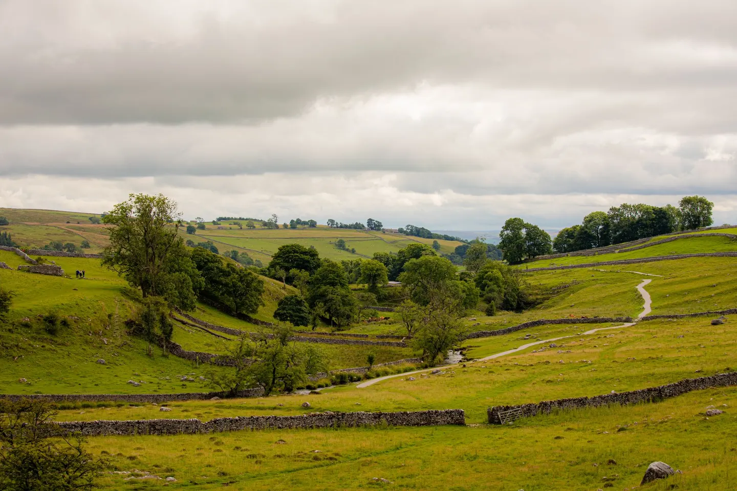 Photo along the Pennine Bridleway, a 205-mile National Trail running from Middleton Top or Hartington to A683 at Cote Moor, England.