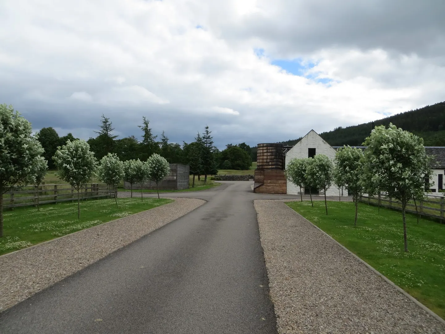 Photo of Ballindalloch Distillery, a distillery in Moray, the Scottish Highlands and Islands.