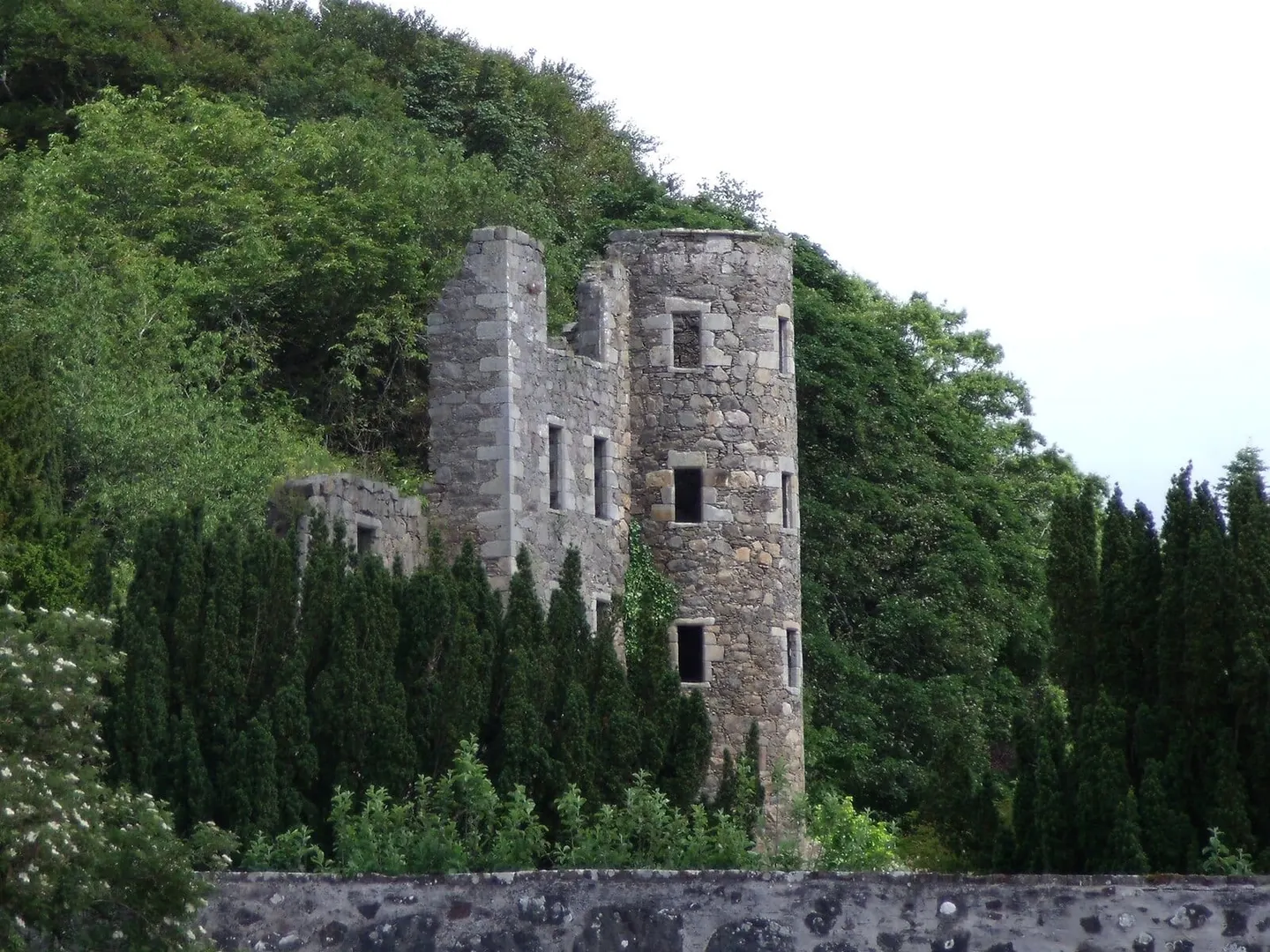 Photo of Ellon Castle, a ruined castle in Aberdeenshire, north east Scotland.