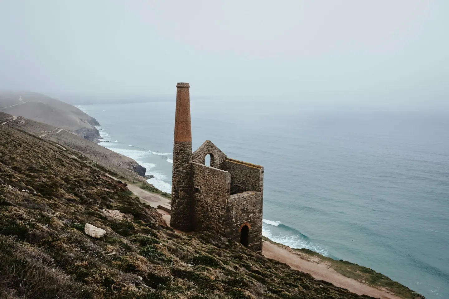 Photo of Wheal Coates, a landmark near St Agnes, Cornwall, south west England.