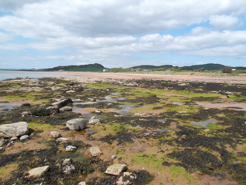 Photo of Ardneil Bay (Seamill), a beach near West Kilbride, North Ayrshire, southern Scotland.