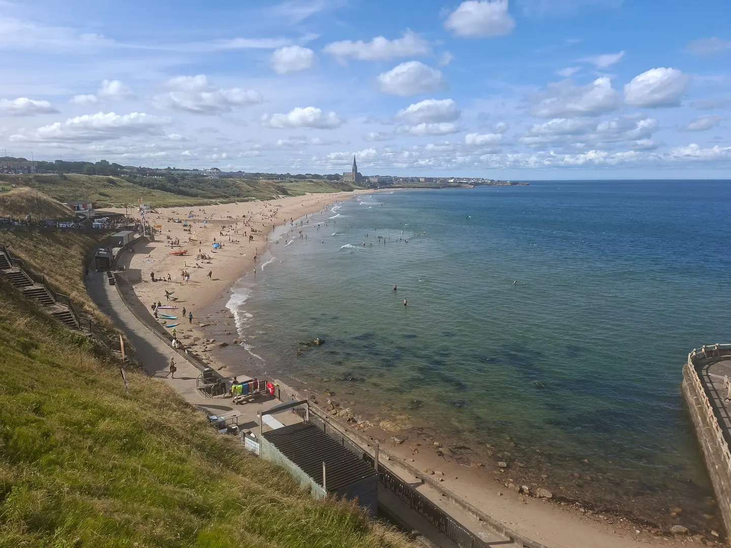 Photo of Tynemouth Long Sands, a swimming spot in Tyne and Wear, north east England.