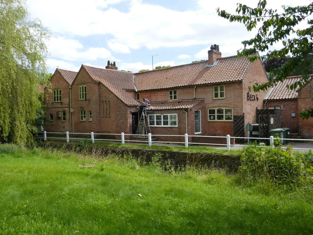 Photo of Caunton Beck, a pub in Nottinghamshire, central England.