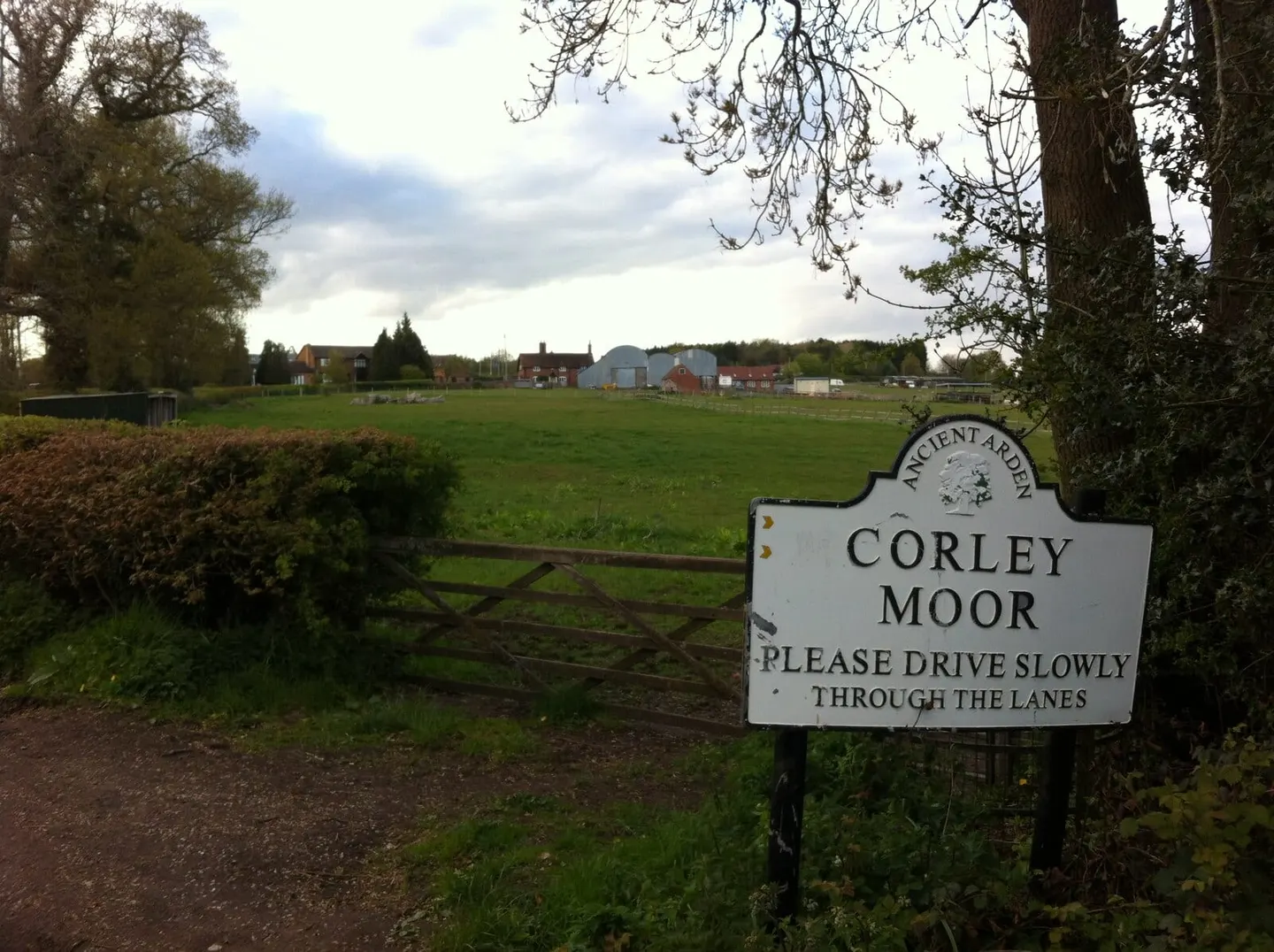 Photo: Corley Moor, a 167m hill near Astley, the West Midlands, central England.
