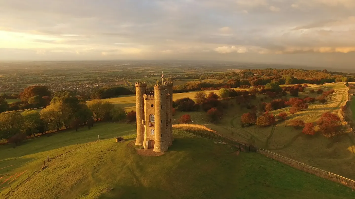 Photo of Broadway Tower, a country park near Snowshill in the Cotswolds, Worcestershire, central England.