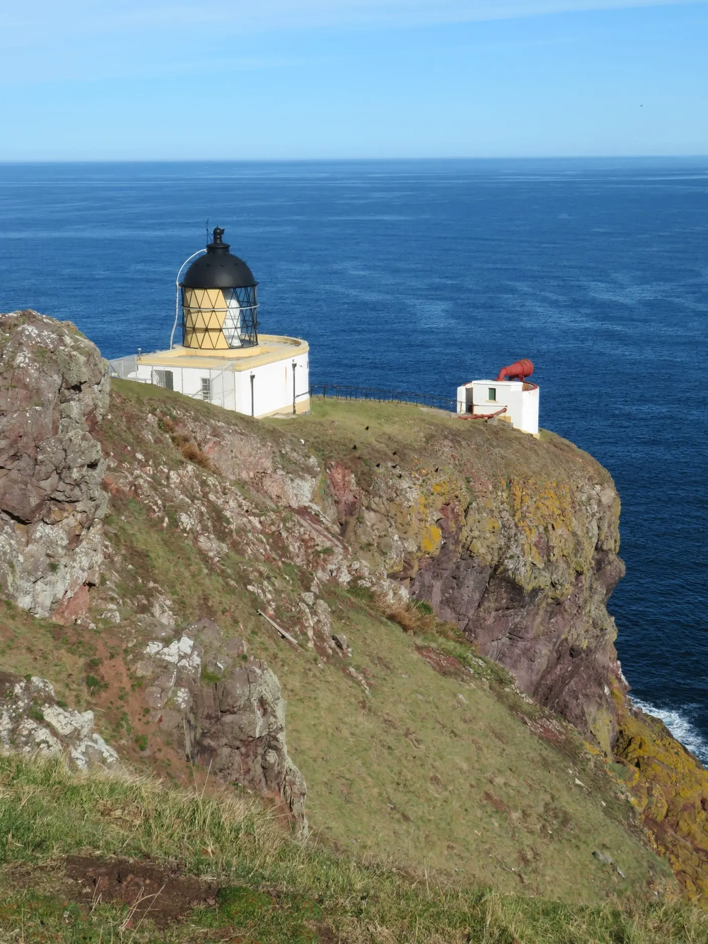 Photo of St Abbs Lighthouse, a lighthouse in the Scottish Borders, southern Scotland.