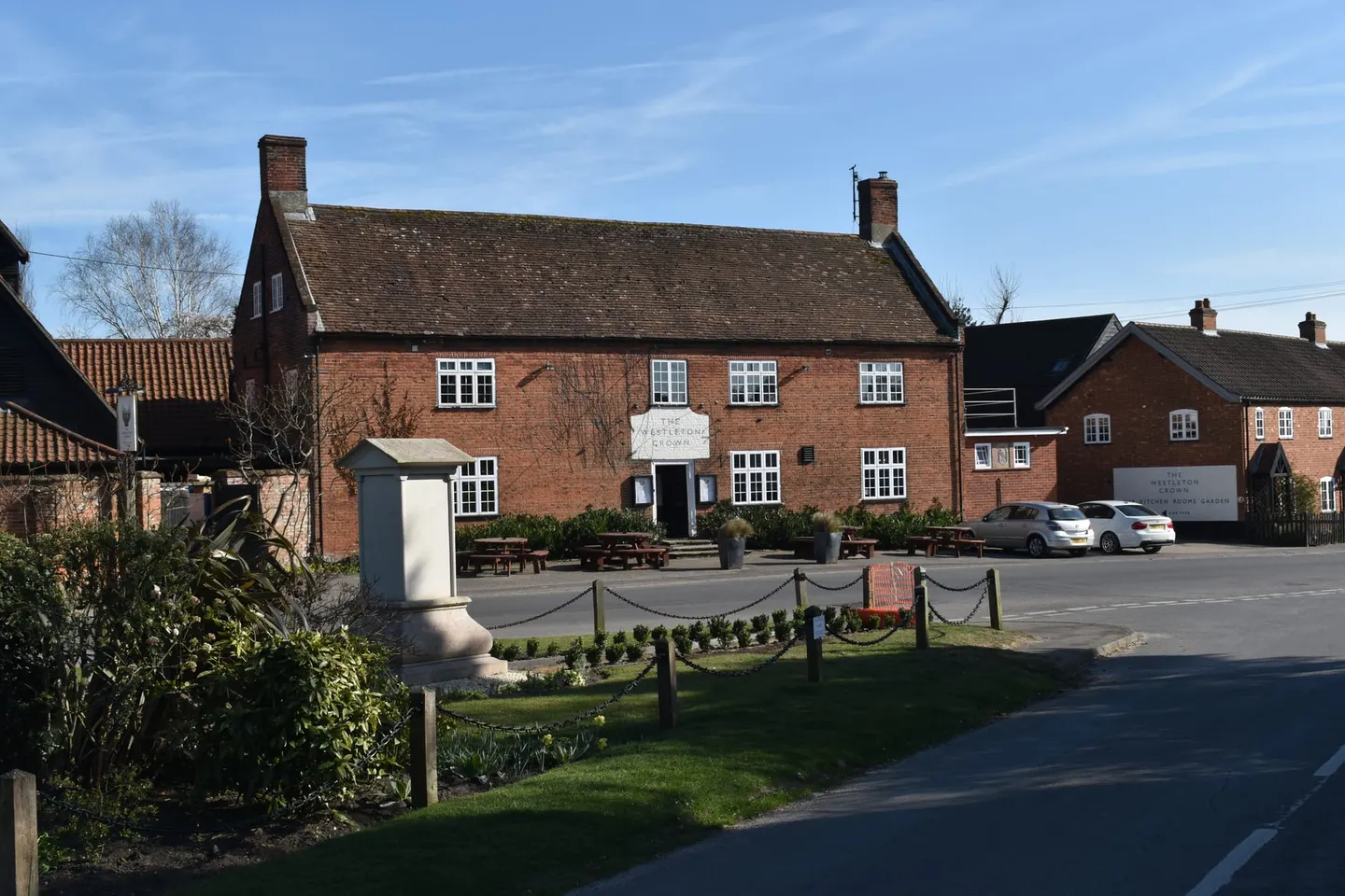 Photo of The Westleton Crown, a pub in Suffolk, eastern England.