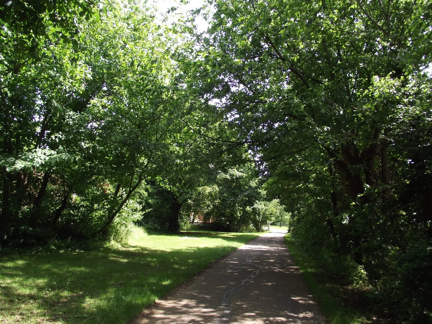 Photo along the John Bunyan Trail, an 81-mile long-distance path in eastern England.