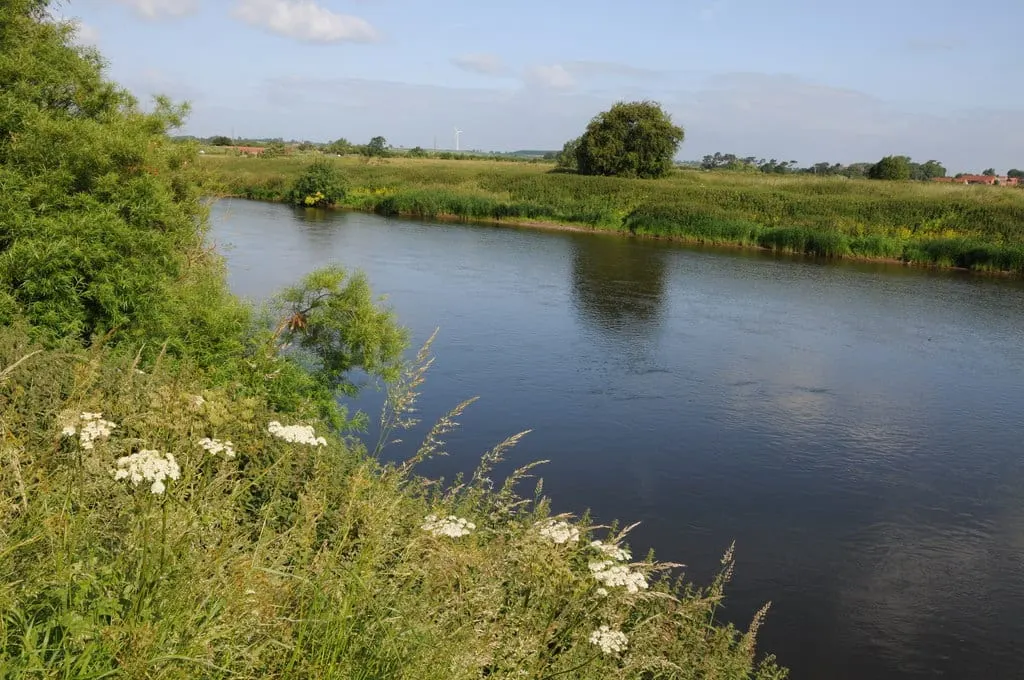 Photo of the River Trent, a 95-mile river navigation running from Shardlow to Trent Falls, central England.