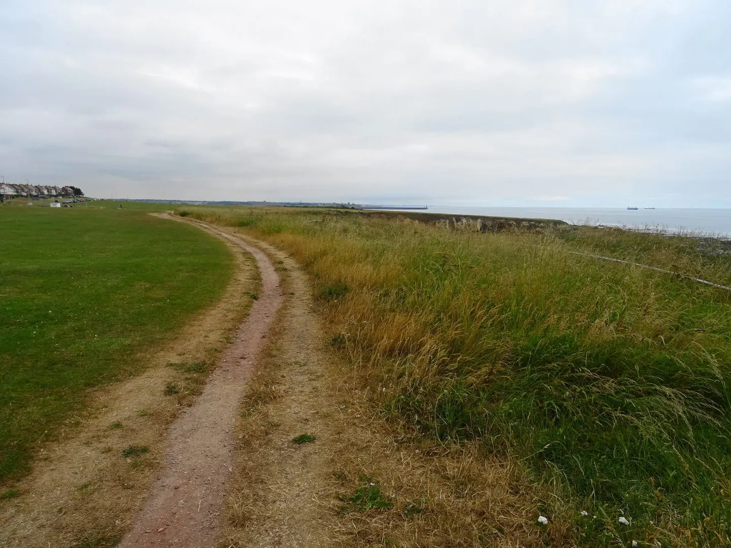 Photo: The Leas (Tyne and Wear), a viewpoint near Tynemouth, Tyne and Wear, north east England.
