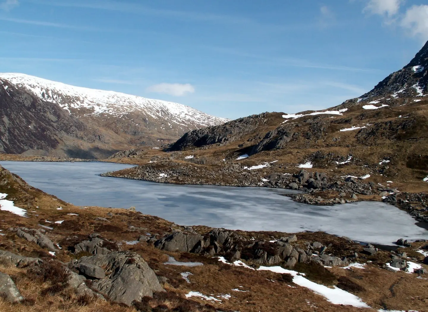 Photo of Llyn Bochlwyd, a lake near Capel Curig in Eryri, Conwy, north Wales.