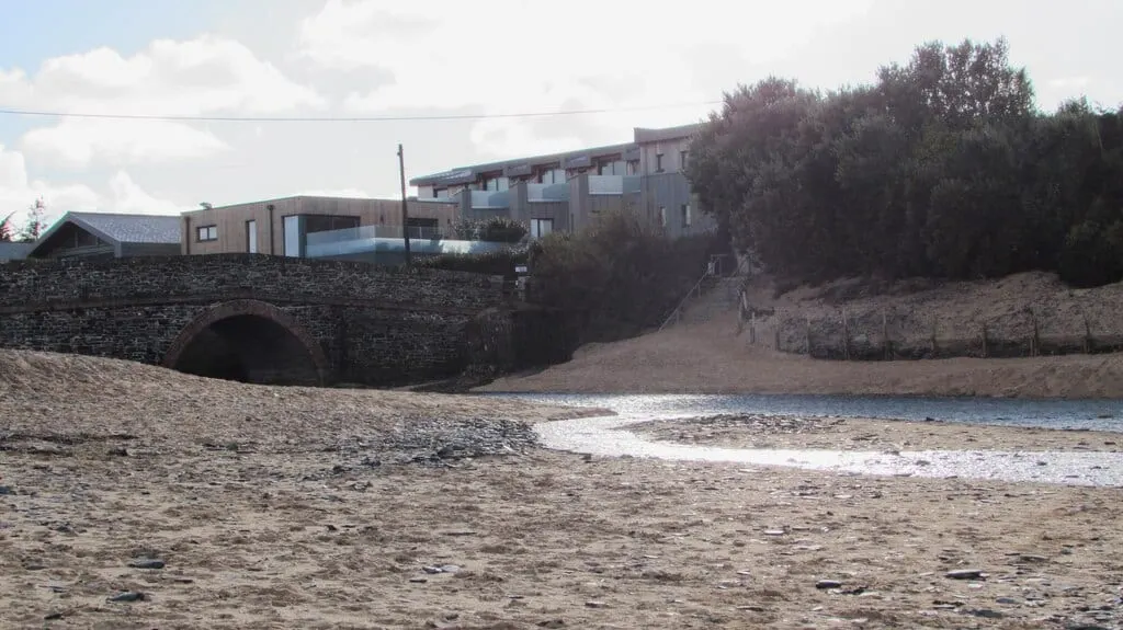 Photo of Harlyn Bay, a swimming spot near Padstow, Cornwall, south west England.