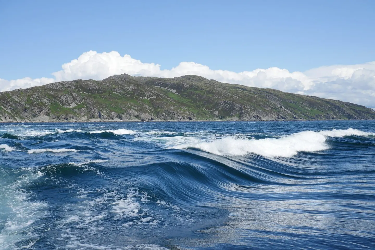 Photo: Corryvreckan Whirlpool, a viewpoint in Scarba, Lunga and the Garvellachs, Argyll and Bute, the Scottish Highlands and Islands.