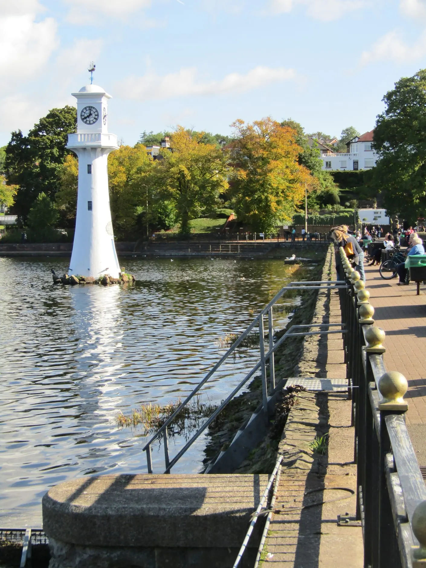 Photo of Roath Park, a garden in Cardiff, south east Wales.