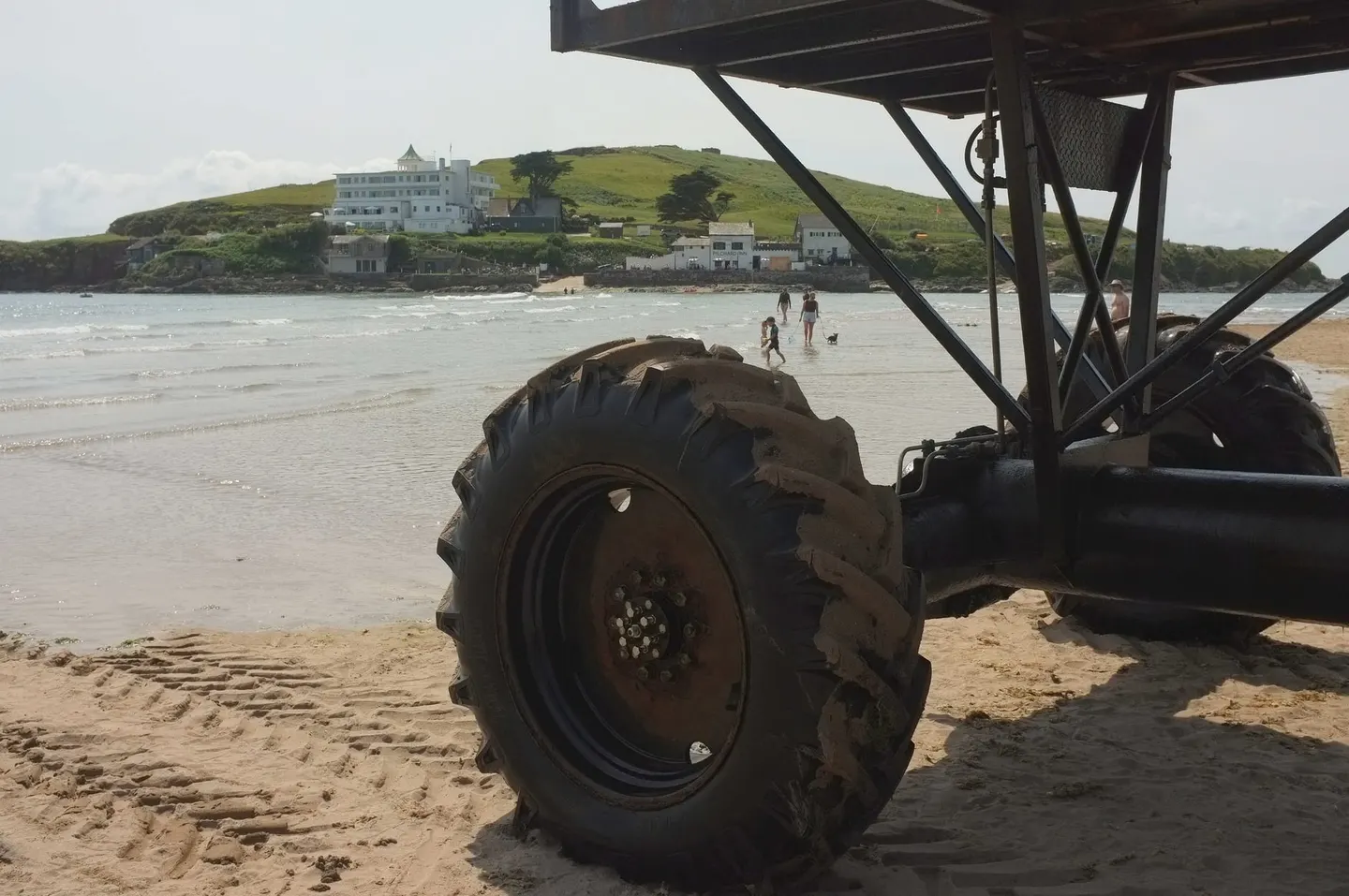 Photo of Bigbury-on-Sea South, a swimming spot in Devon, south west England.