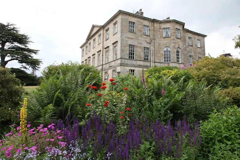 Photo of Constable Burton Hall Gardens, a garden in North Yorkshire, northern England.