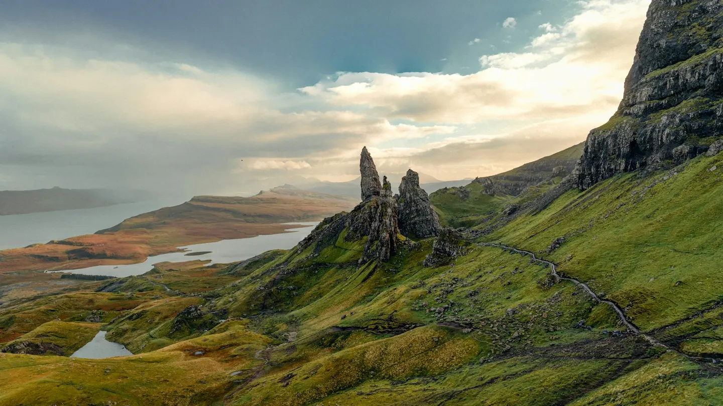Photo: The Storr, a 719m hill near Skeabost, Highland, the Scottish Highlands and Islands.