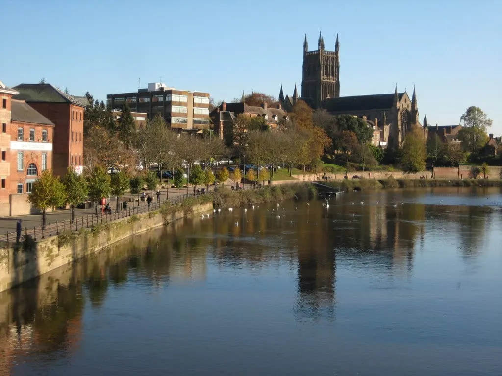 Photo of the River Severn, a 43-mile river navigation running from Stourport-on-Severn to Gloucester, England.
