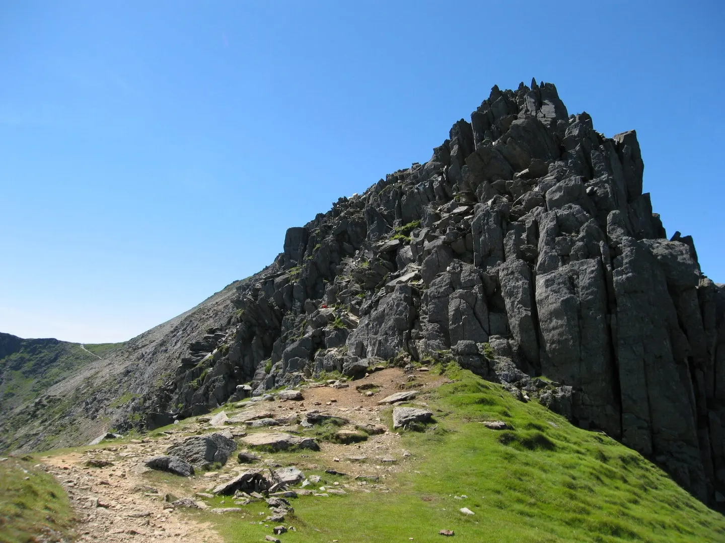 Photo: Crib y Ddysgl, a 1,065m hill near Llanberis in Eryri, Gwynedd, north Wales.
