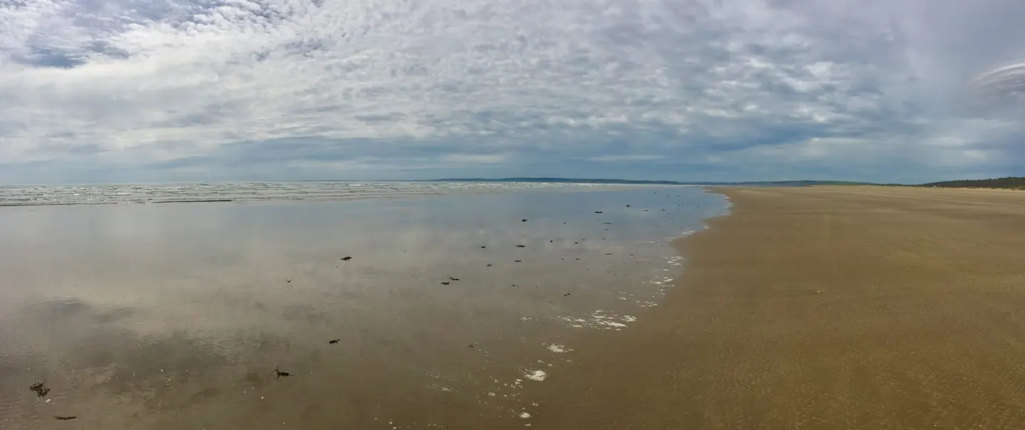 Photo of Cefn Sidan, a beach near Kidwelly, Carmarthenshire, south west Wales.
