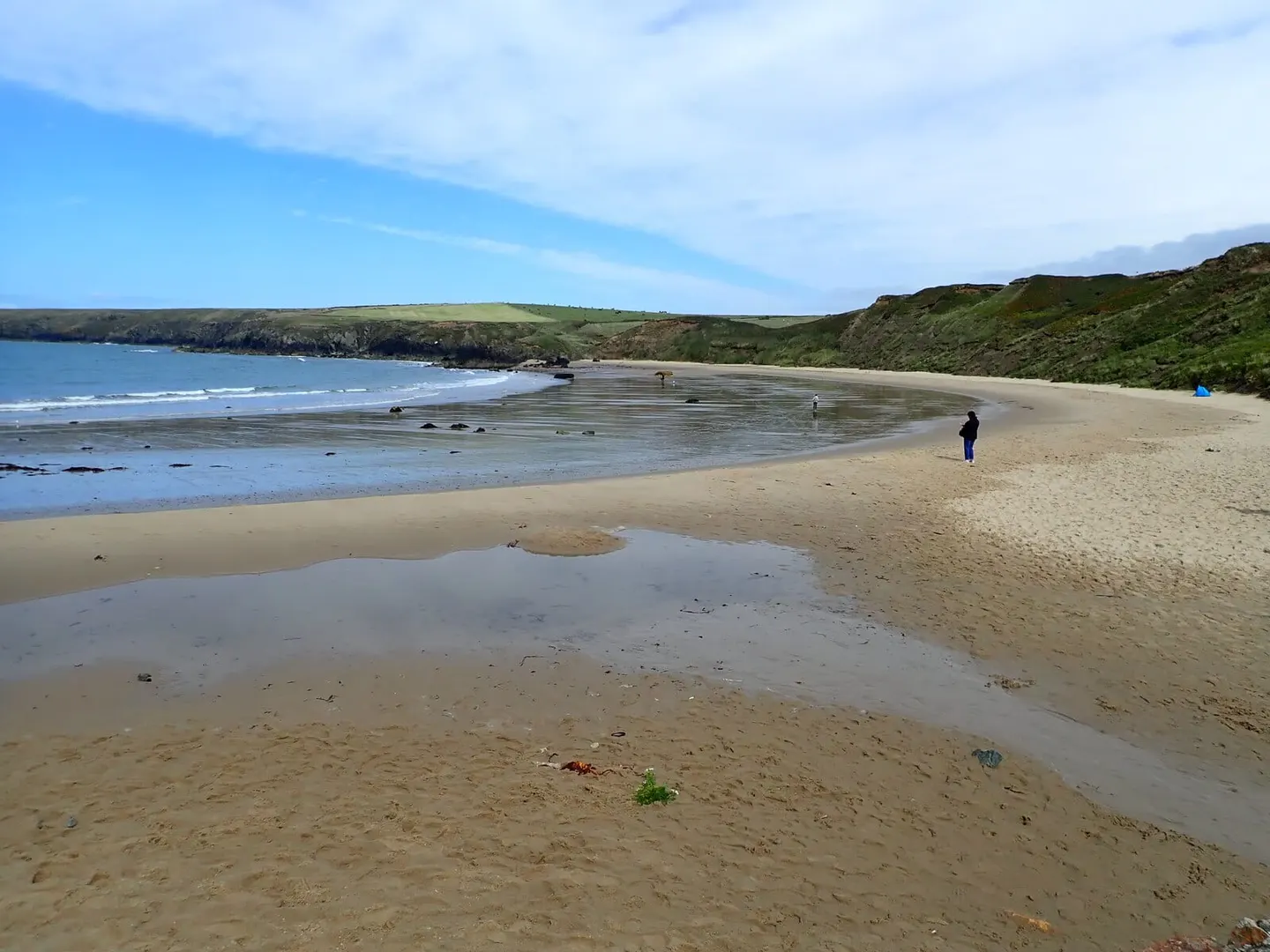 Photo of Whistling Sands, a beach near Aberdaron in Llŷn, Gwynedd, north Wales.