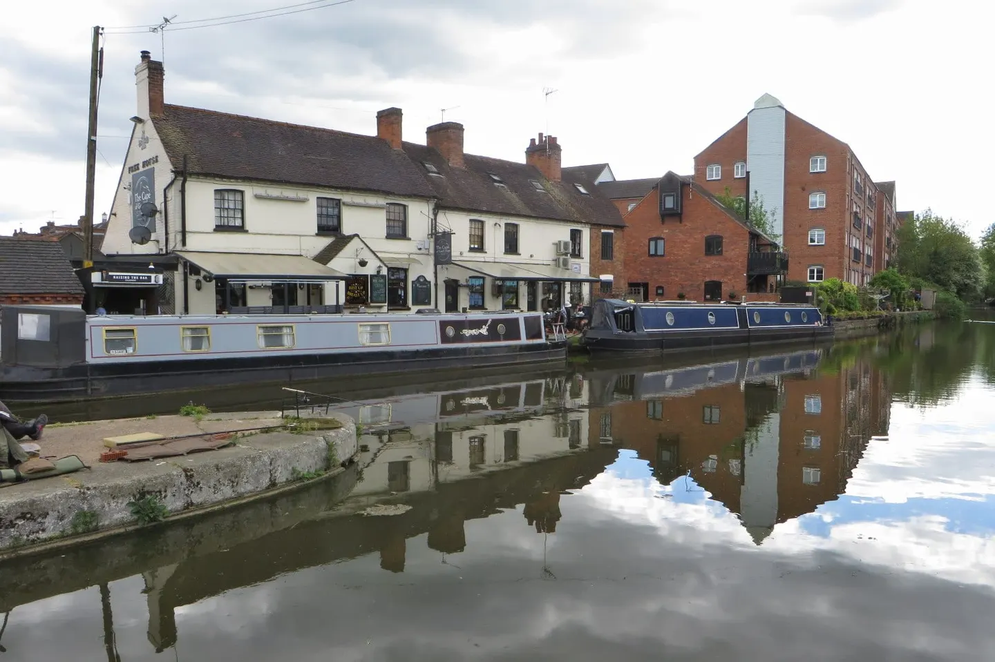 Photo of The Cape of Good Hope, a pub in Warwickshire, central England.