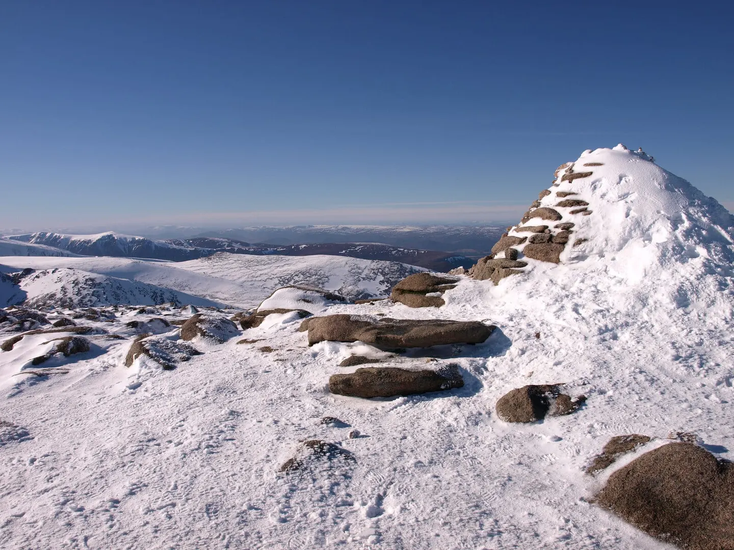 Photo: Cairn Gorm, a 1,245m Munro near Aviemore in the Cairngorms, Highland, the Scottish Highlands and Islands.