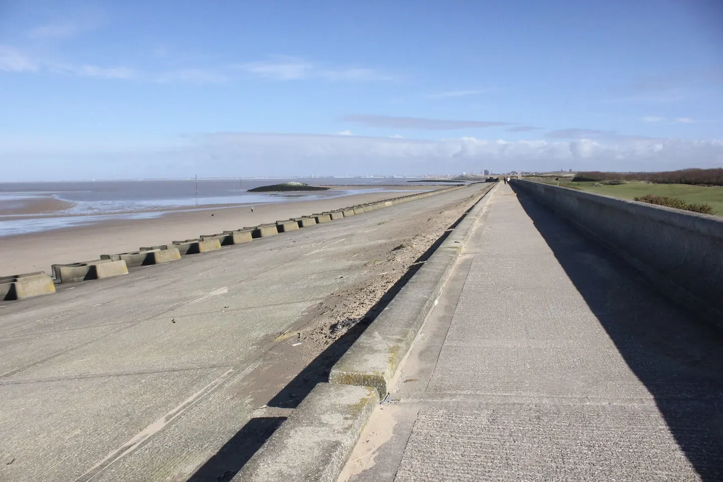 Photo of North Wirral Coastal Country Park, a country park near West Kirby, Merseyside, north west England.