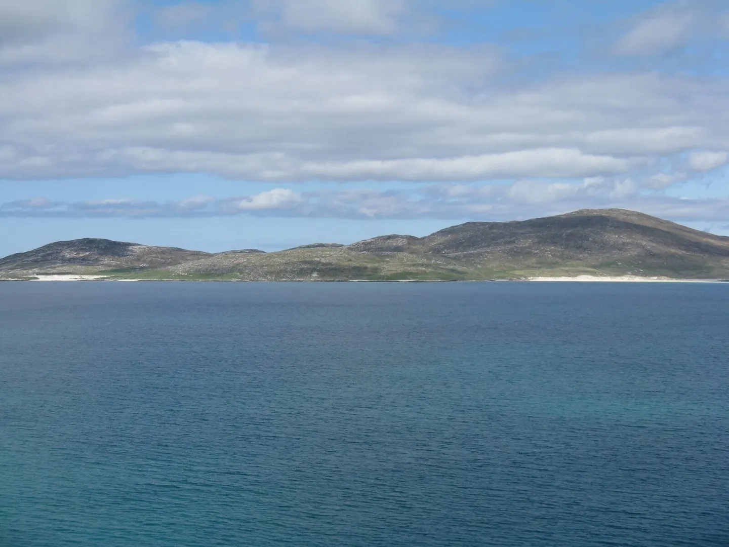 Photo of Taransay, an island in Na h-Eileanan Siar, the Scottish Highlands and Islands.
