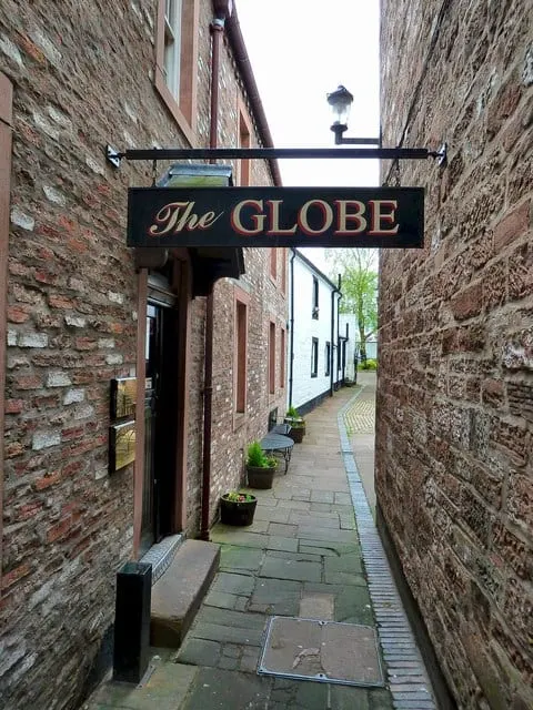 Photo of The Globe Inn, a pub in Dumfries and Galloway, southern Scotland.