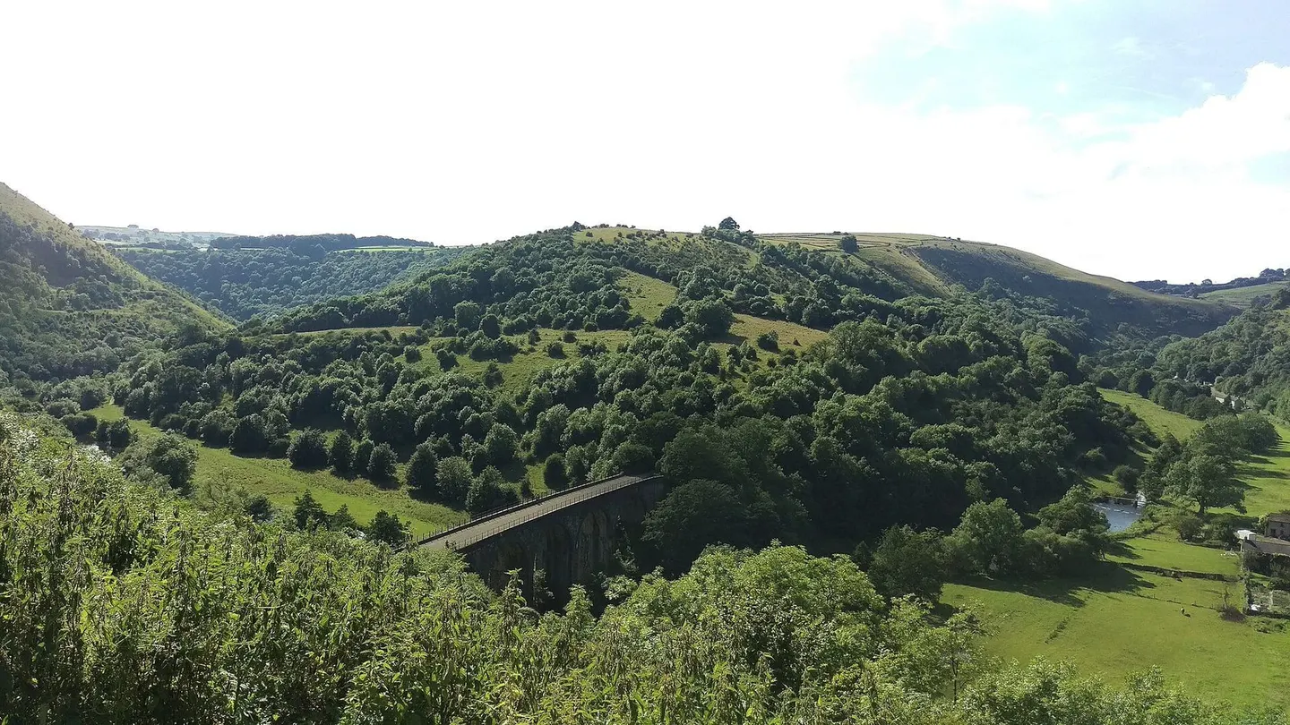 Photo: Monsal Head, a viewpoint near Ashford-in-the-Water in the Peak District, Derbyshire, central England.
