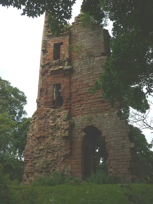 Photo of Kirkoswald Castle, a ruined castle in Cumbria, north west England.