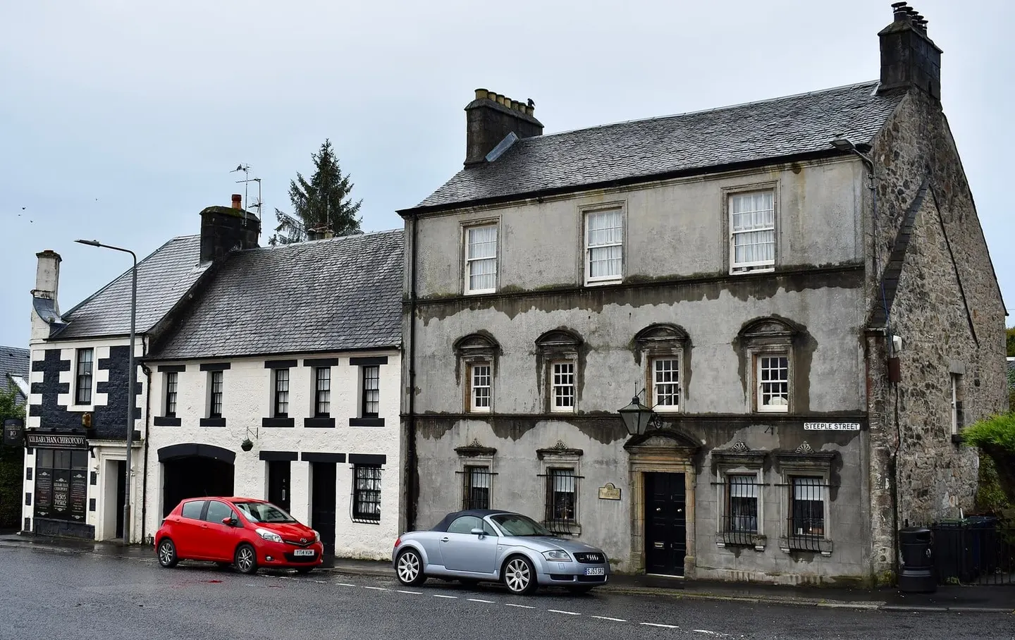 Photo of Kilbarchan, a village in Renfrewshire, central Scotland.