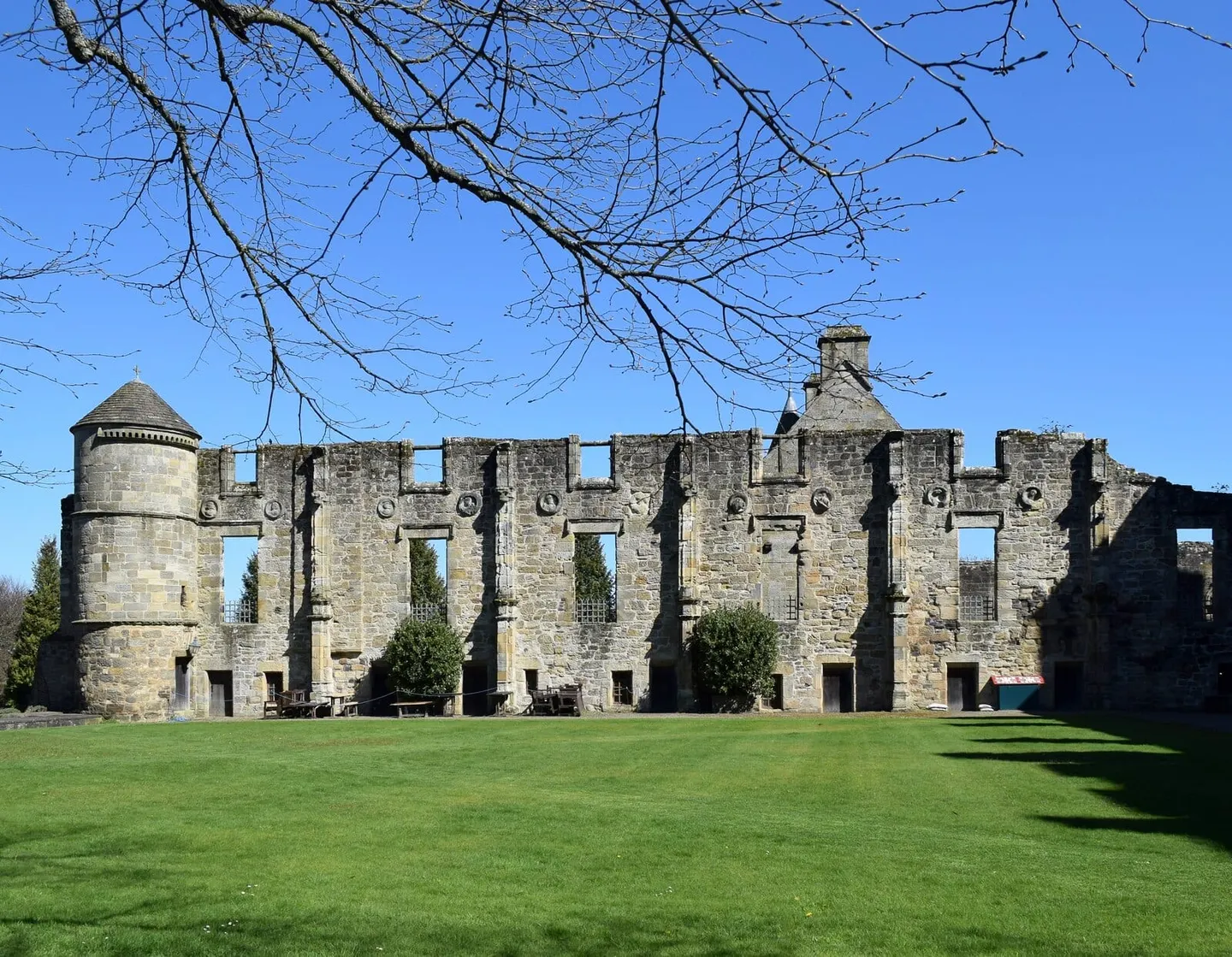 Photo of Falkland Palace, a ruined palace in Fife, central Scotland.