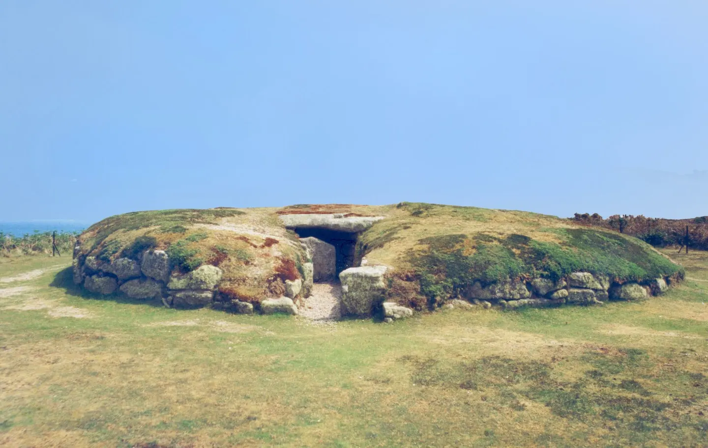 Photo of Porth Hellick Down Burial Chamber, a chambered tomb in Cornwall, south west England.