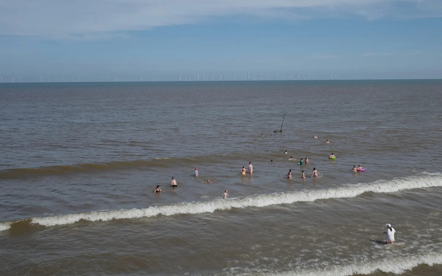 Photo of Skegness, a swimming spot in Lincolnshire, central England.