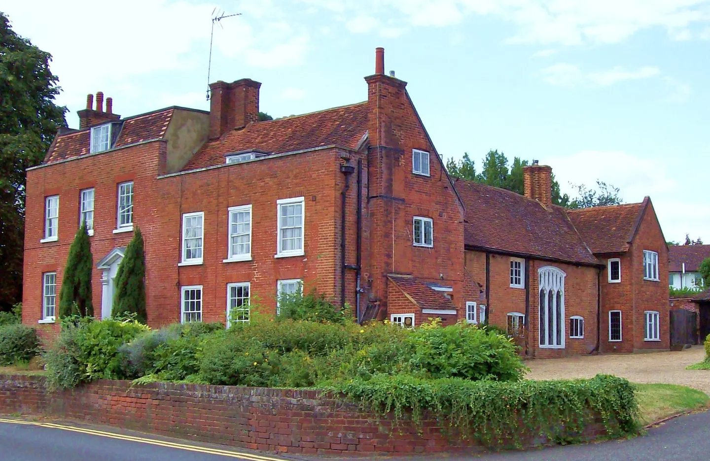 Photo of Cedar House, a house & garden near Ripley, Surrey, south east England.