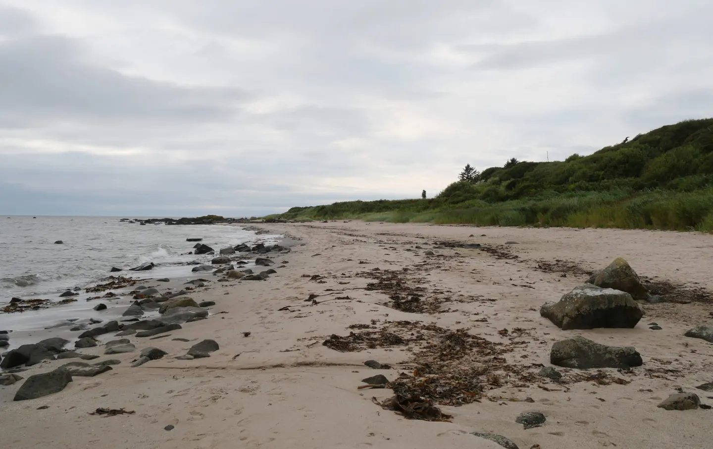 Photo of Kildonan Beach, a beach near Whiting Bay, North Ayrshire, southern Scotland.