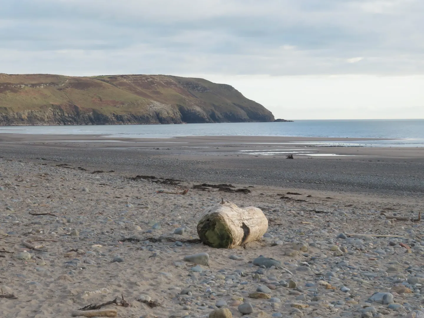 Photo of the coast at Llain-y-Morfa, Gwynedd, north Wales.
