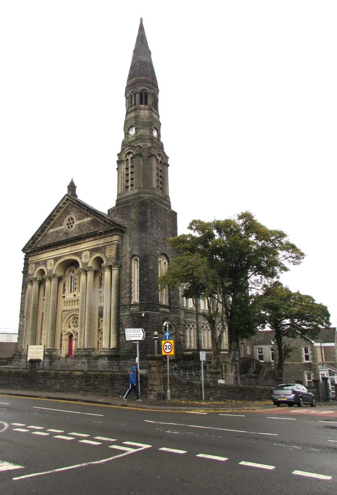 Photo of Tabernacle Chapel, Morriston, a church in Swansea, south west Wales.