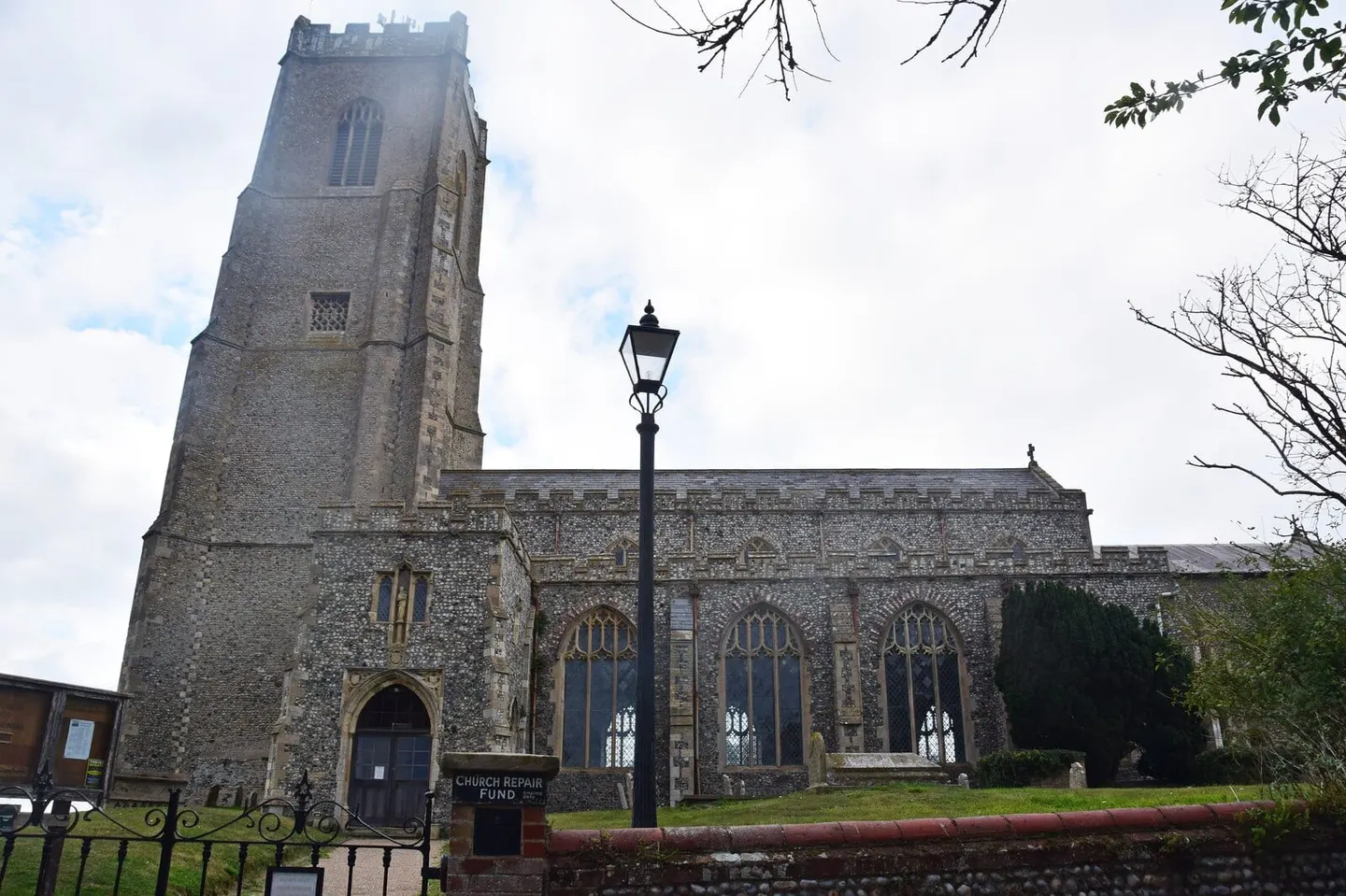 Photo of St Mary, Happisburgh, a church in Norfolk, eastern England.