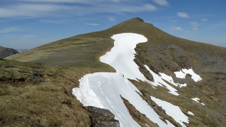 Photo: Sgurr Mor, a 1,109m Munro near Achanalt, Highland, the Scottish Highlands and Islands.