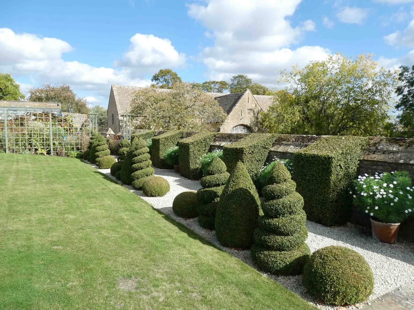 Photo of Bourton House Garden, a garden near Bourton-on-the-Hill in the Cotswolds, Gloucestershire, south west England.
