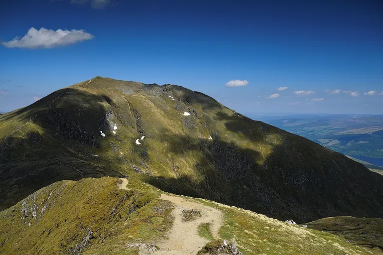 Photo: Ben Lawers, a 1,214m Munro near Killin in Loch Rannoch and Glen Lyon, Perth and Kinross, central Scotland.