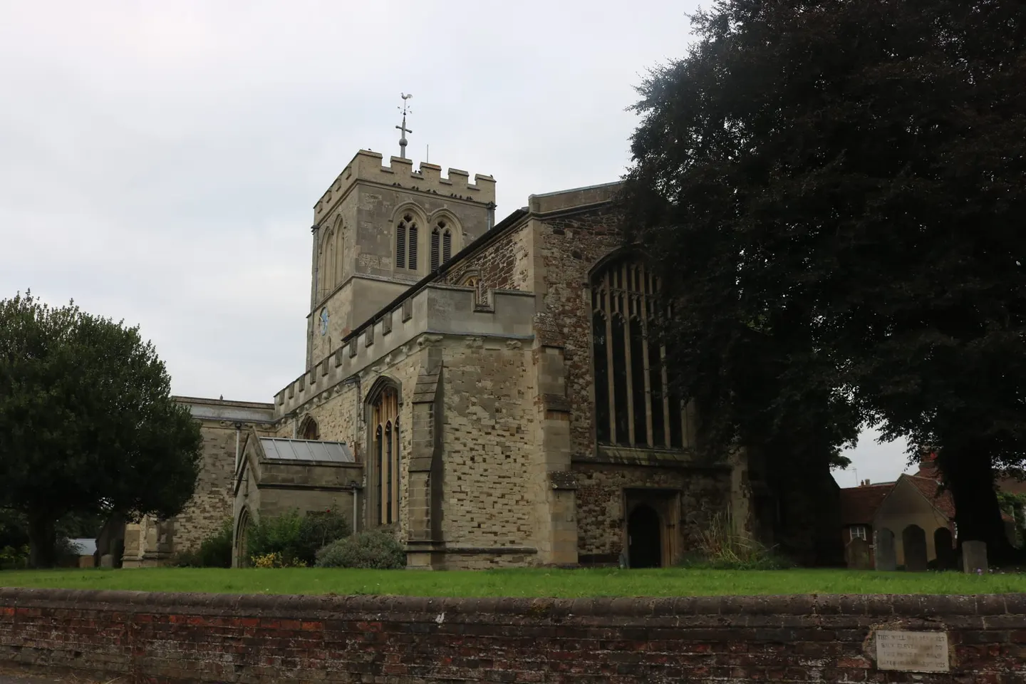 Photo of St George's Church, Toddington, a church in Bedfordshire, eastern England.