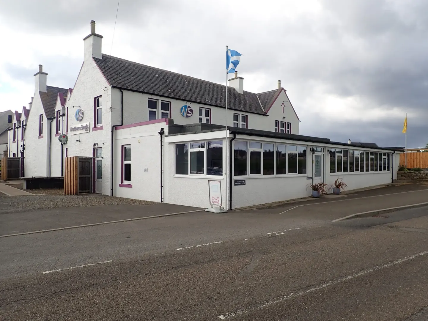 Photo of Northern Sands Hotel, a pub near Dunnet, Highland, the Scottish Highlands and Islands.