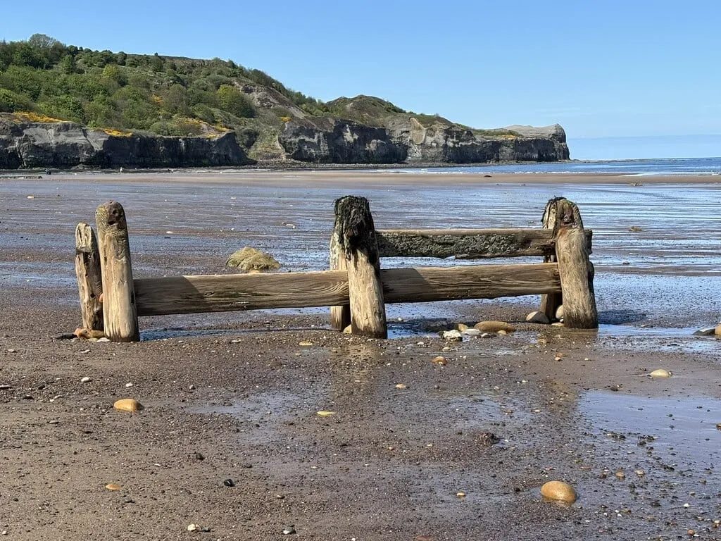 Photo of Sandsend, a village in North Yorkshire, northern England.