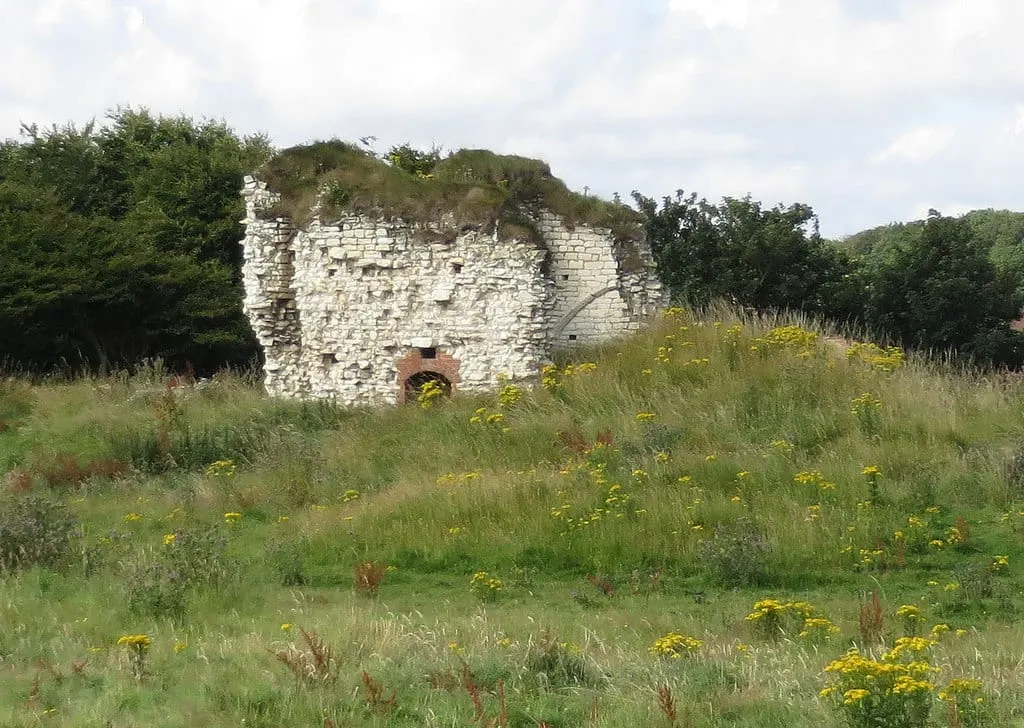 Photo of Flamborough Castle, a ruined castle in East Riding of Yorkshire, northern England.