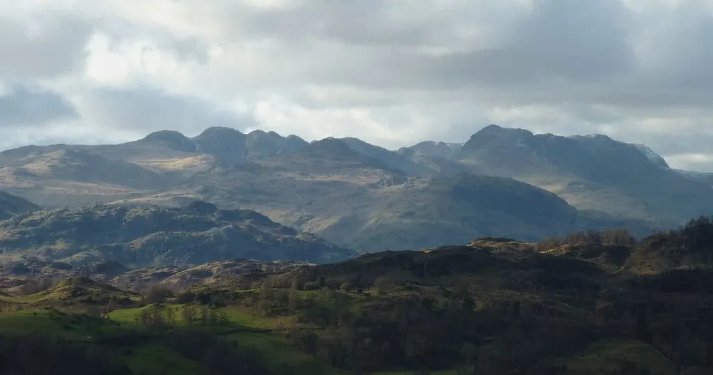 Photo: Crinkle Crags, an 859m Lake District fell near Chapel Stile, Cumbria, north west England.